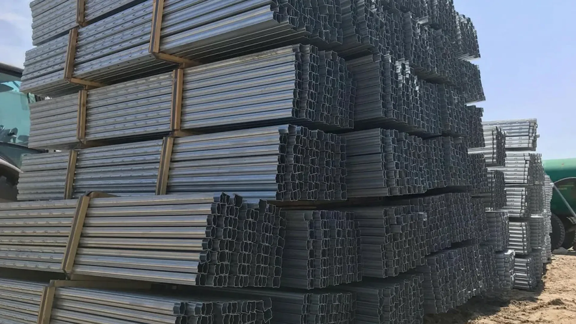 Производство, иготовление шпалерных столбов 08пс 60х40 мм